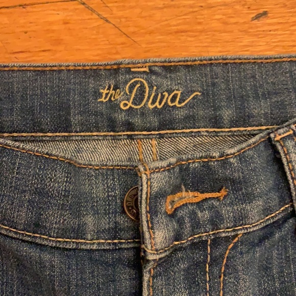 NWOT Old Navy Jeans - Picture 2 of 4